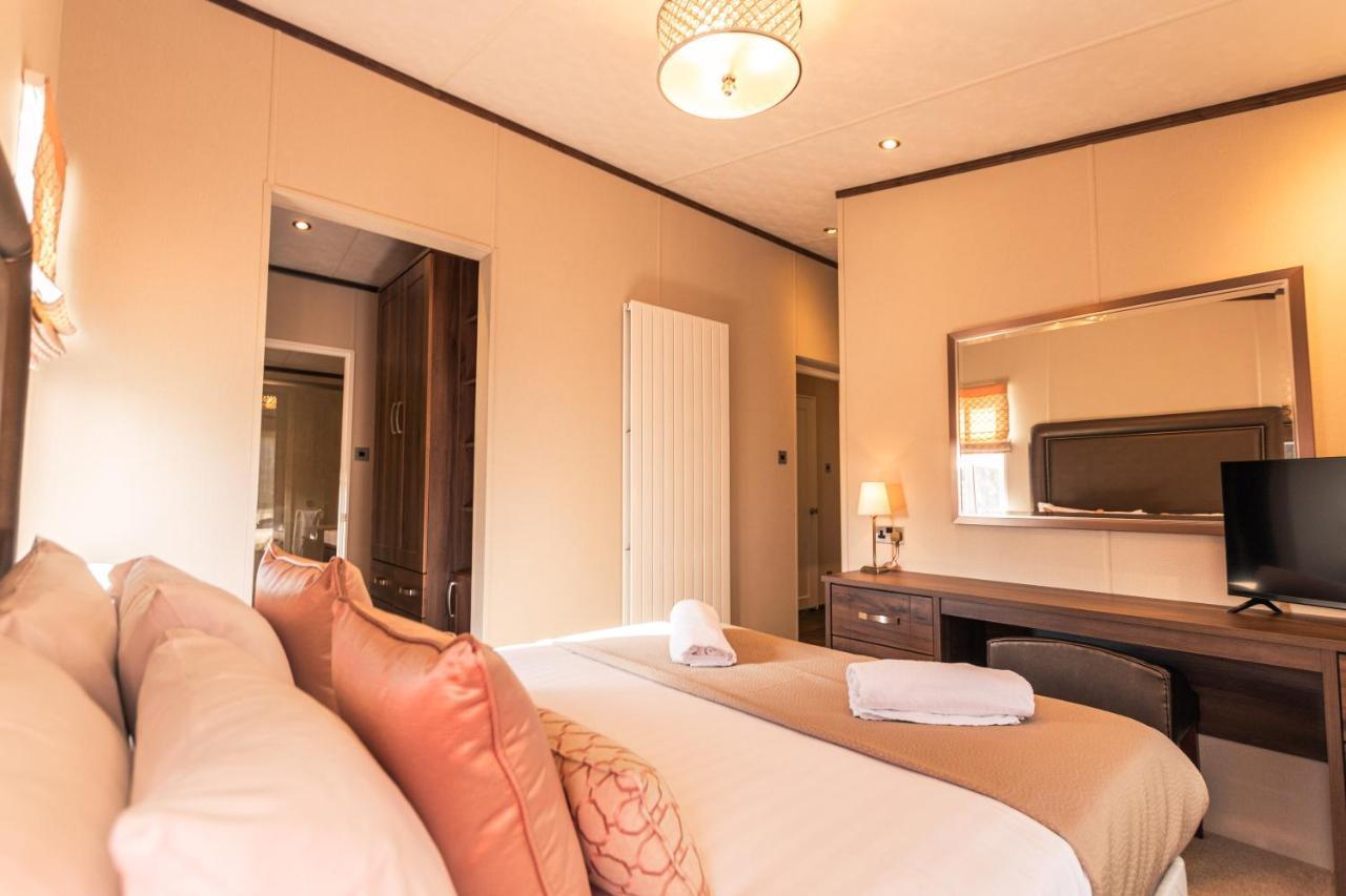 Sutton Lodge With Hot Tub York Ngoại thất bức ảnh